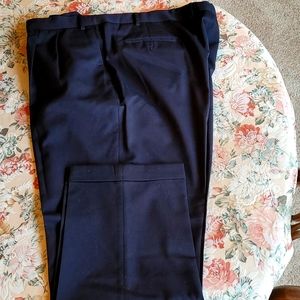 Men's Chaps dress slacks 44x30. Wool